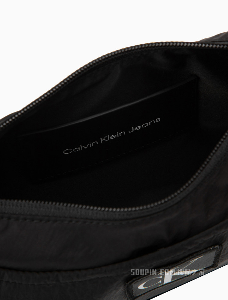 Calvin Klein 女士可调节肩带刺绣LOGO斜挎腋下包DH3029