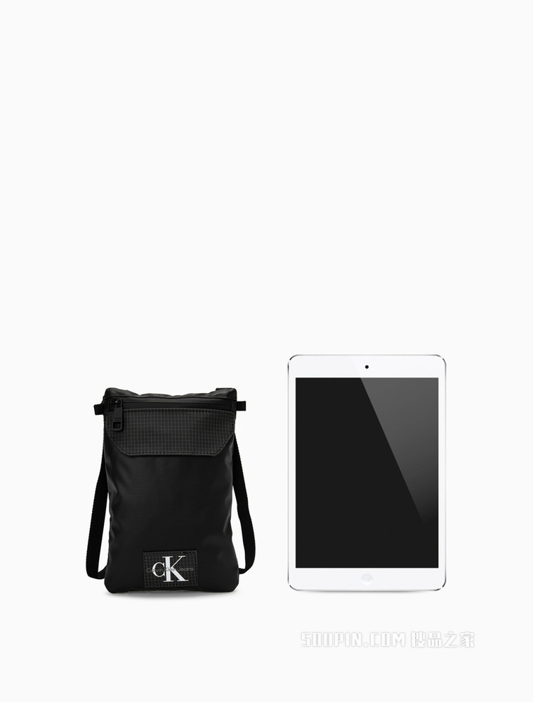 Calvin Klein 男士简约可调节肩带LOGO贴片单肩斜挎包HH3083