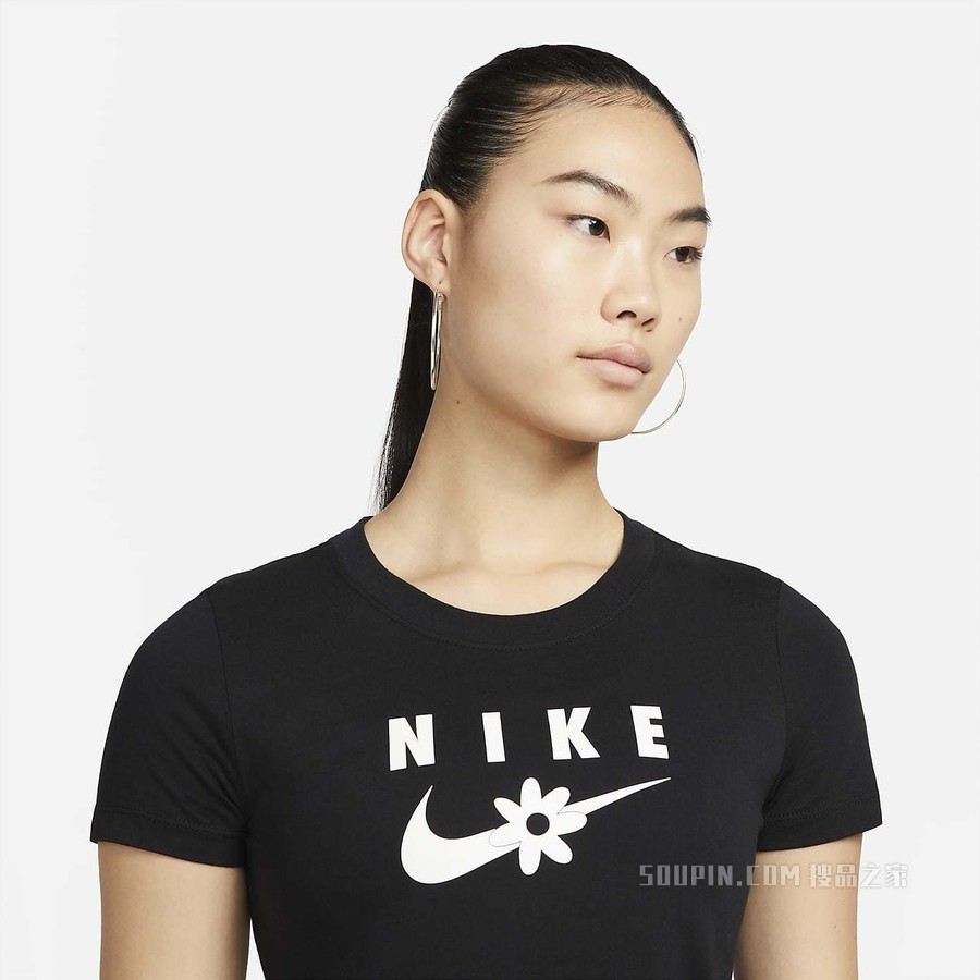 Nike Sportswear 女子T恤
