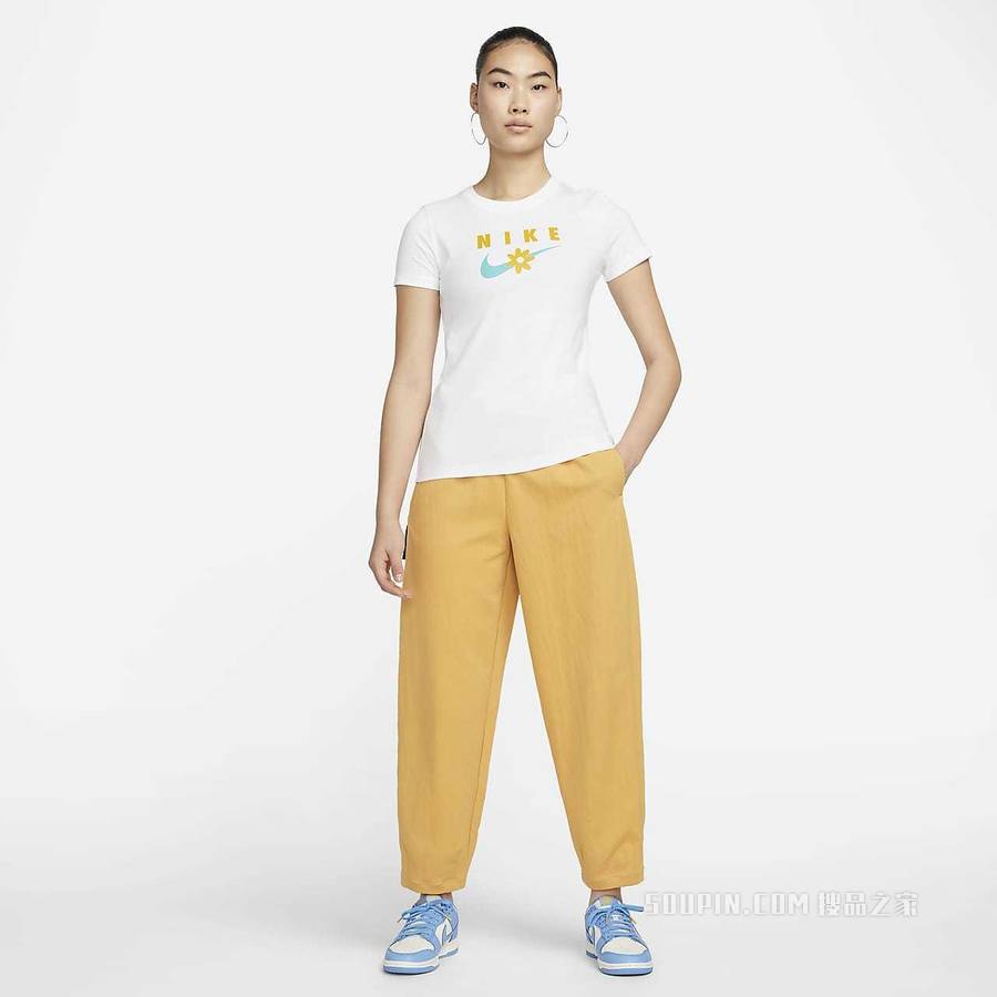 Nike Sportswear 女子T恤