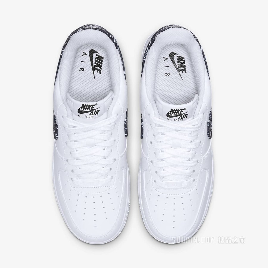 Nike Air Force 1 '07 ESS 女子运动鞋