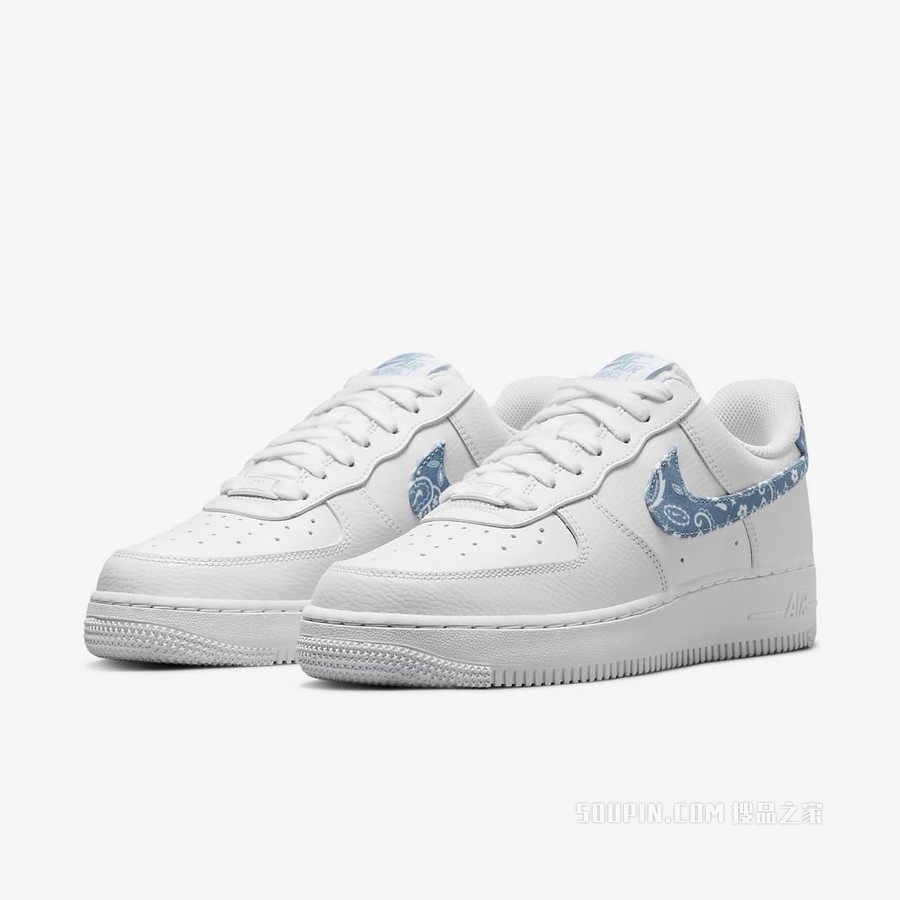 Nike Air Force 1 '07 ESS 女子运动鞋