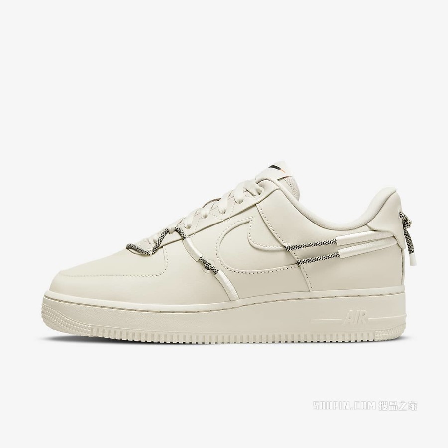 Nike Air Force 1 '07 LX 女子运动鞋