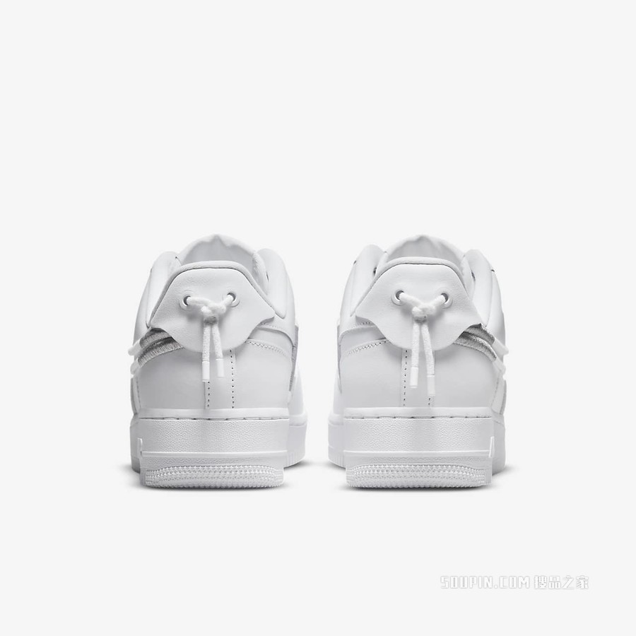 Nike Air Force 1 '07 LX 女子运动鞋
