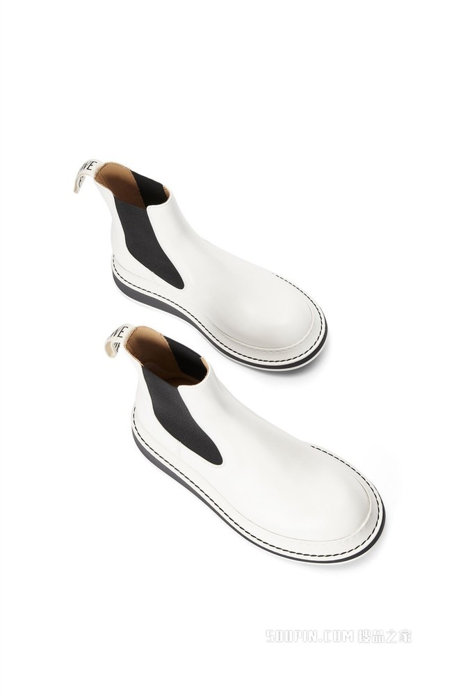 Slip on loafer in calfskin