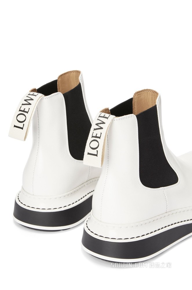 Slip on loafer in calfskin