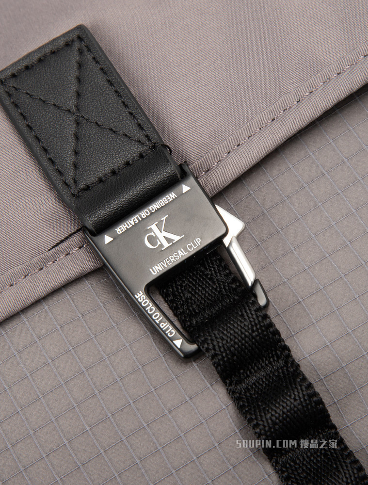 【情人节礼物】Calvin Klein 男士卡扣荧光色LOGO单肩包HH3078