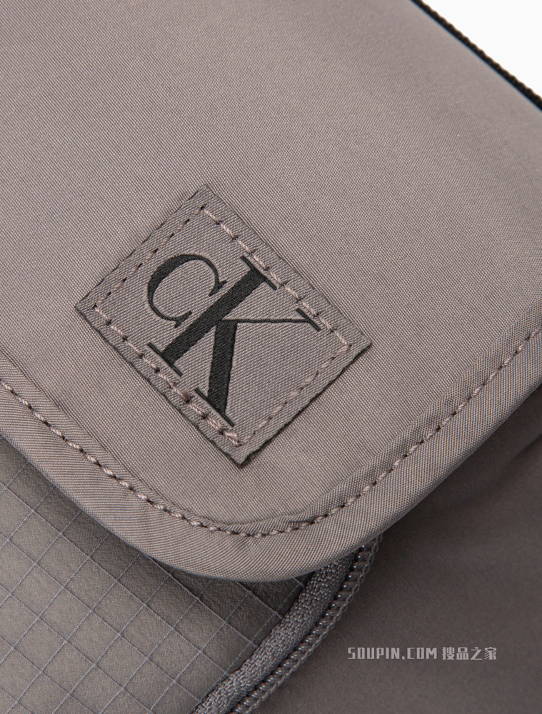 【情人节礼物】Calvin Klein 男士卡扣荧光色LOGO单肩包HH3078