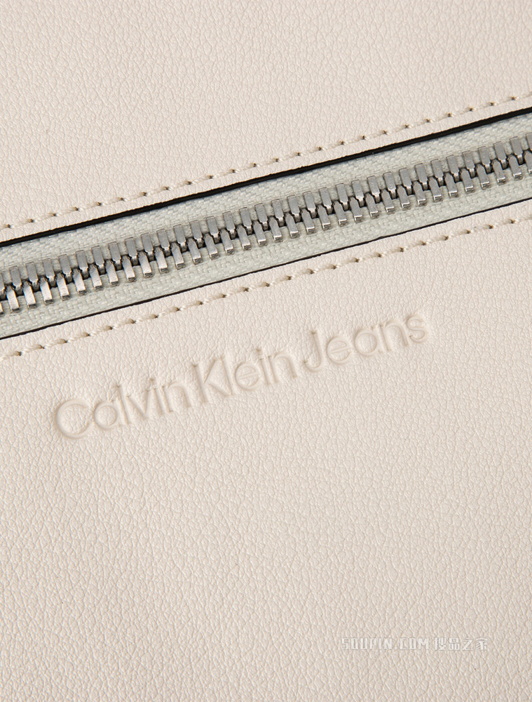 【情人节礼物】Calvin Klein 女包拉链LOGO提花双肩包DH2933