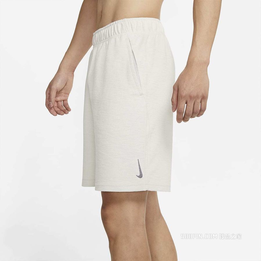 Nike Yoga 男子短裤