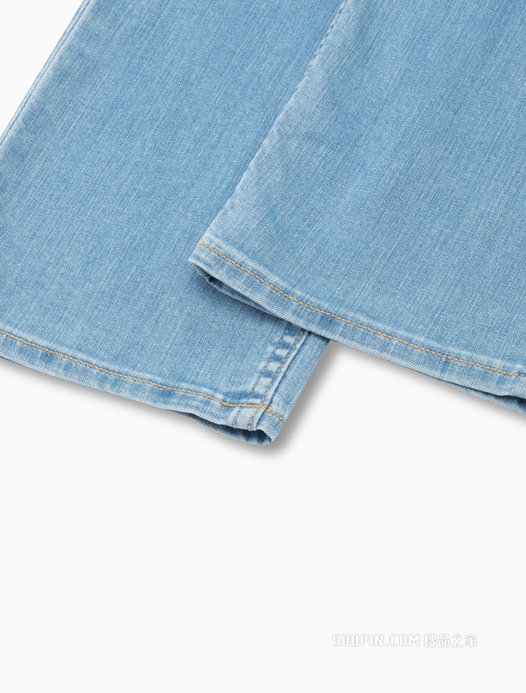 Calvin Klein 男士时尚合体版LOGO织标弹力水洗牛仔裤J320687