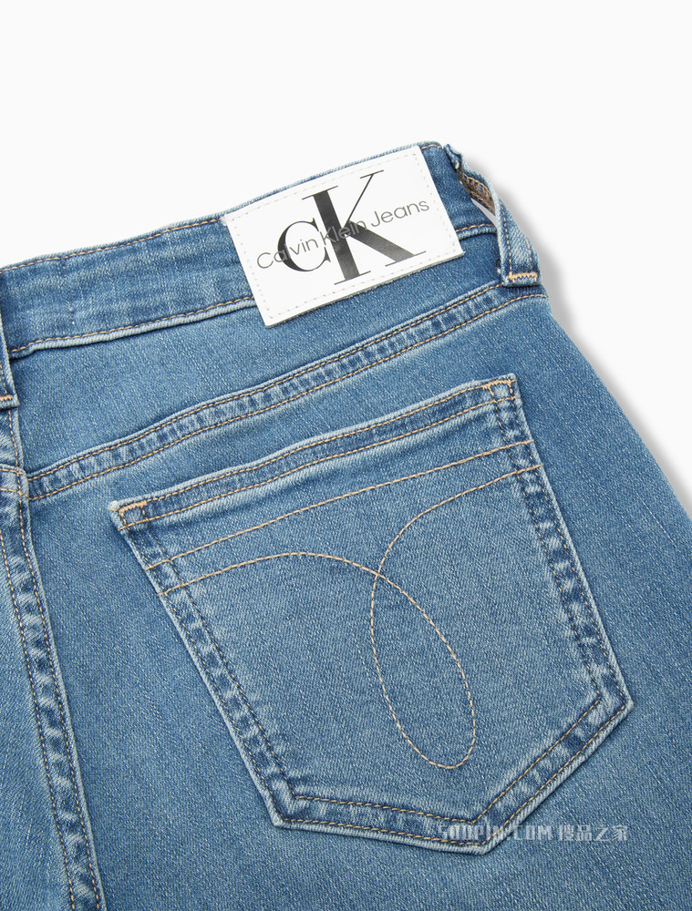 Calvin Klein 女士修身直筒中蓝水洗弹力九分牛仔裤J219161