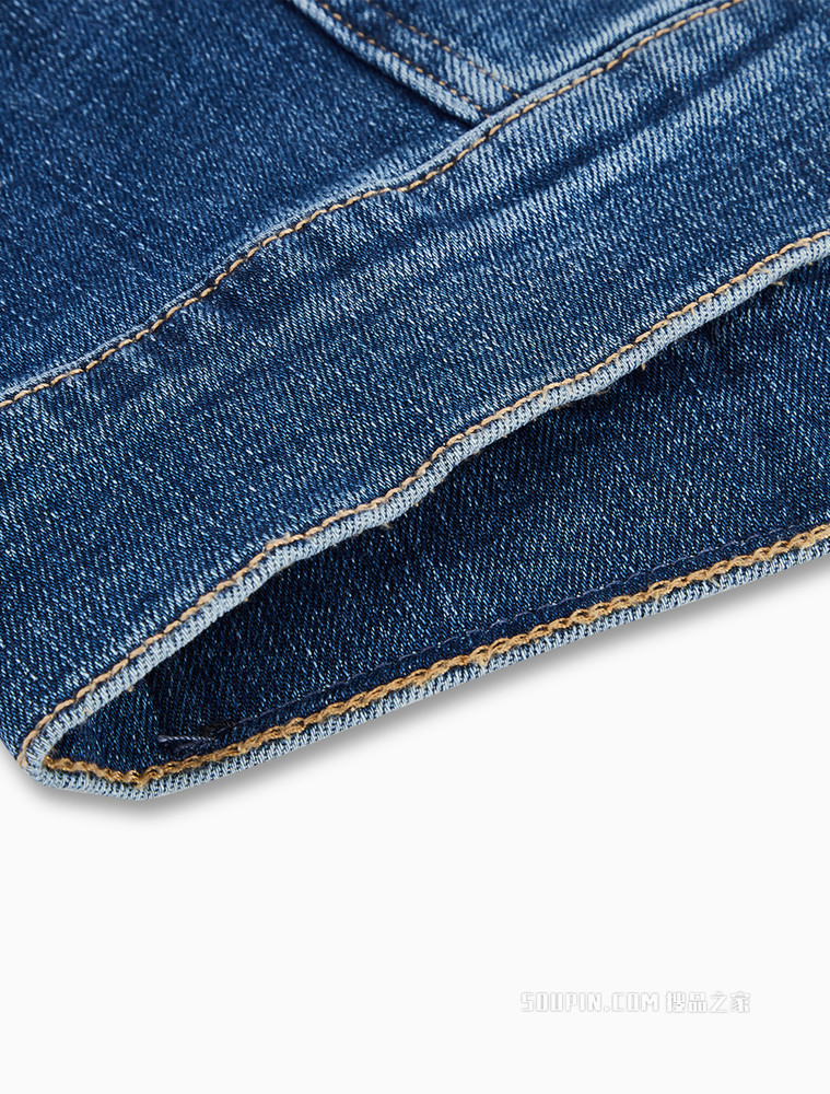 Calvin Klein 男士翻领铆钉排扣LOGO贴片牛仔外套J319794