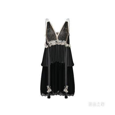 蕾丝层叠连衣裙（中国限定款）