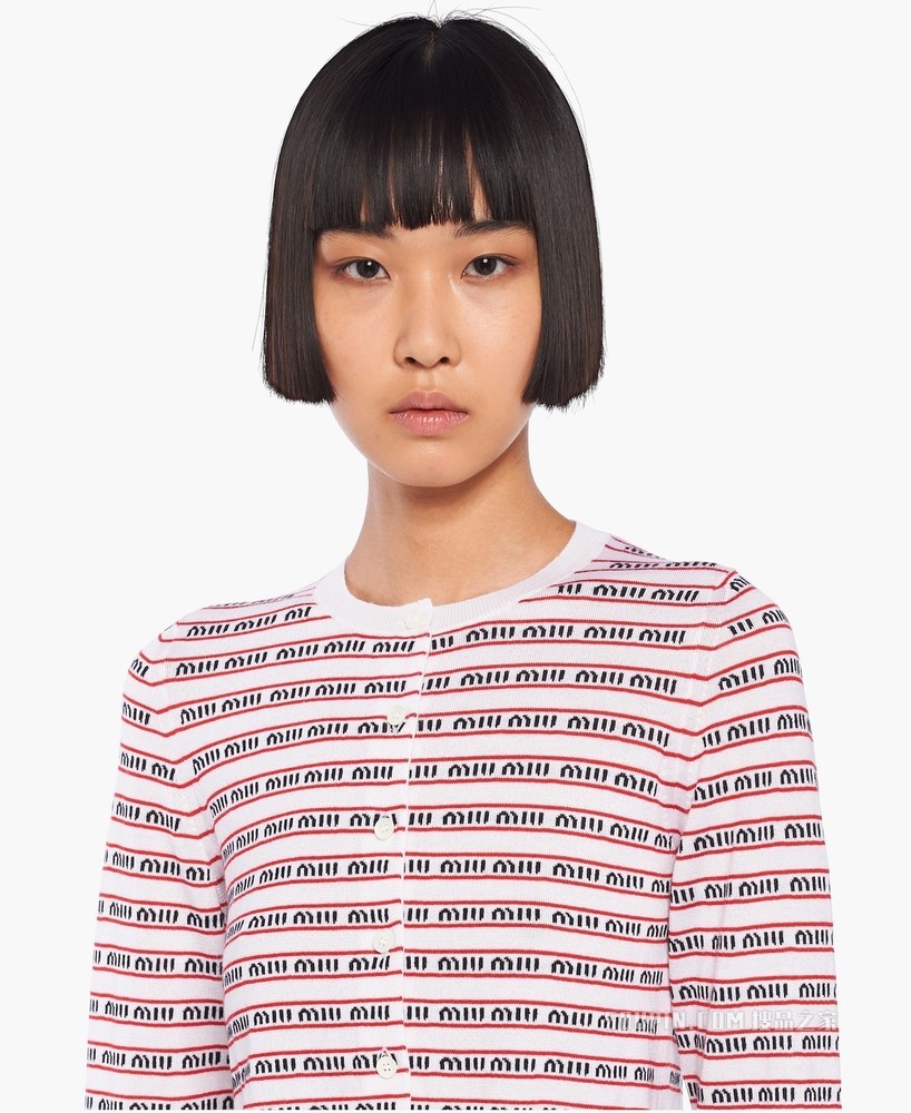 羊绒和丝质开衫