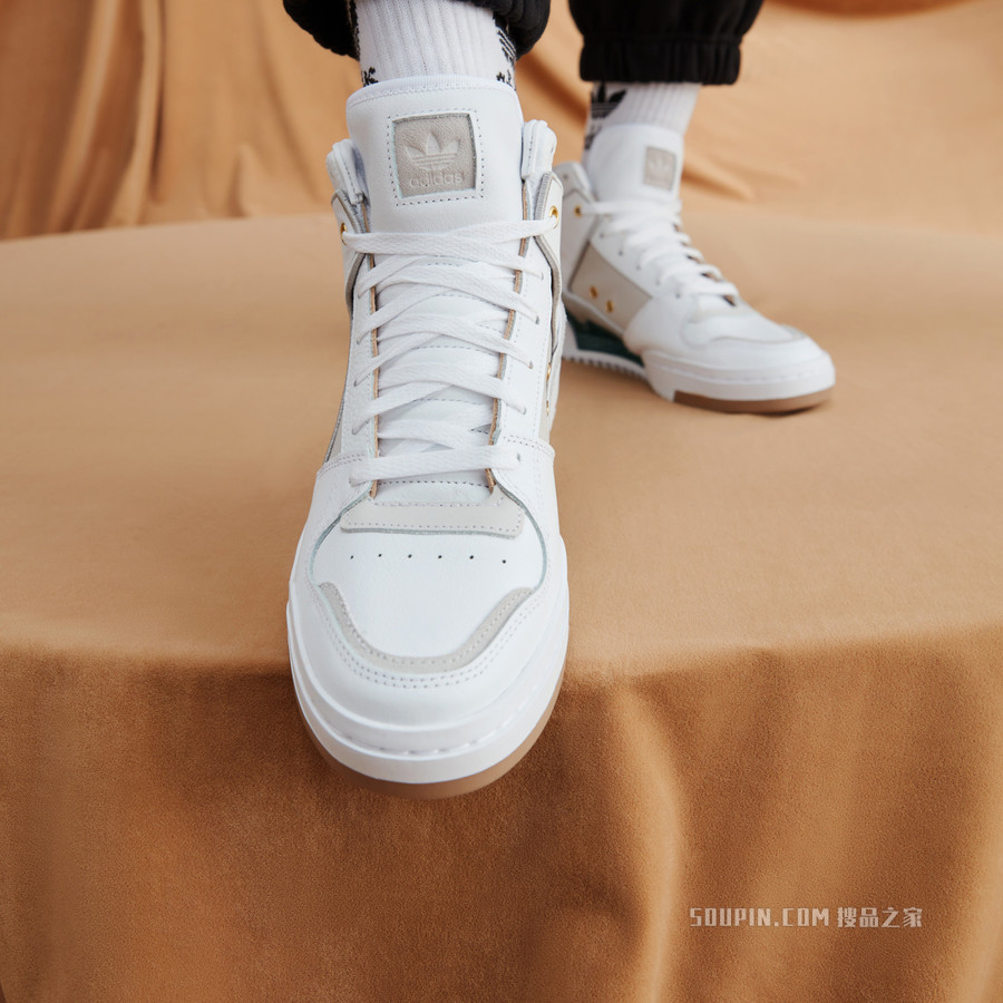 FORUM LUXE MID 休闲篮球鞋