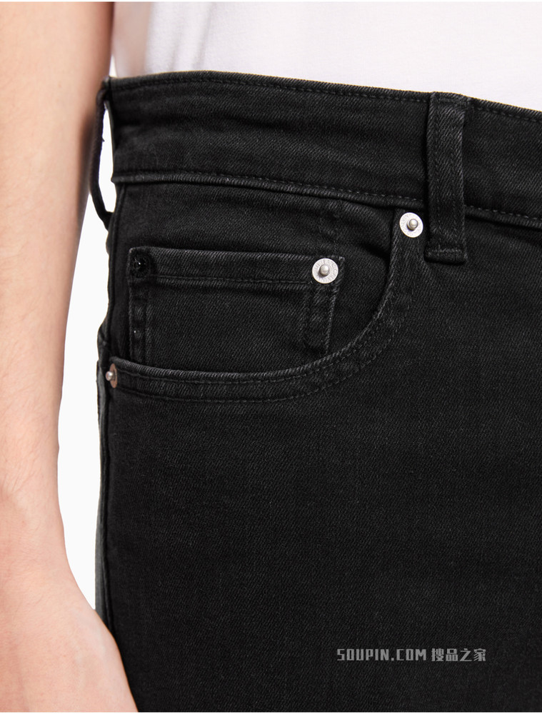 Calvin Klein 男士中腰修身合体纯色时尚牛仔裤J319355