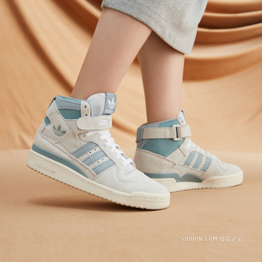 FORUM 84 HI W 经典运动鞋