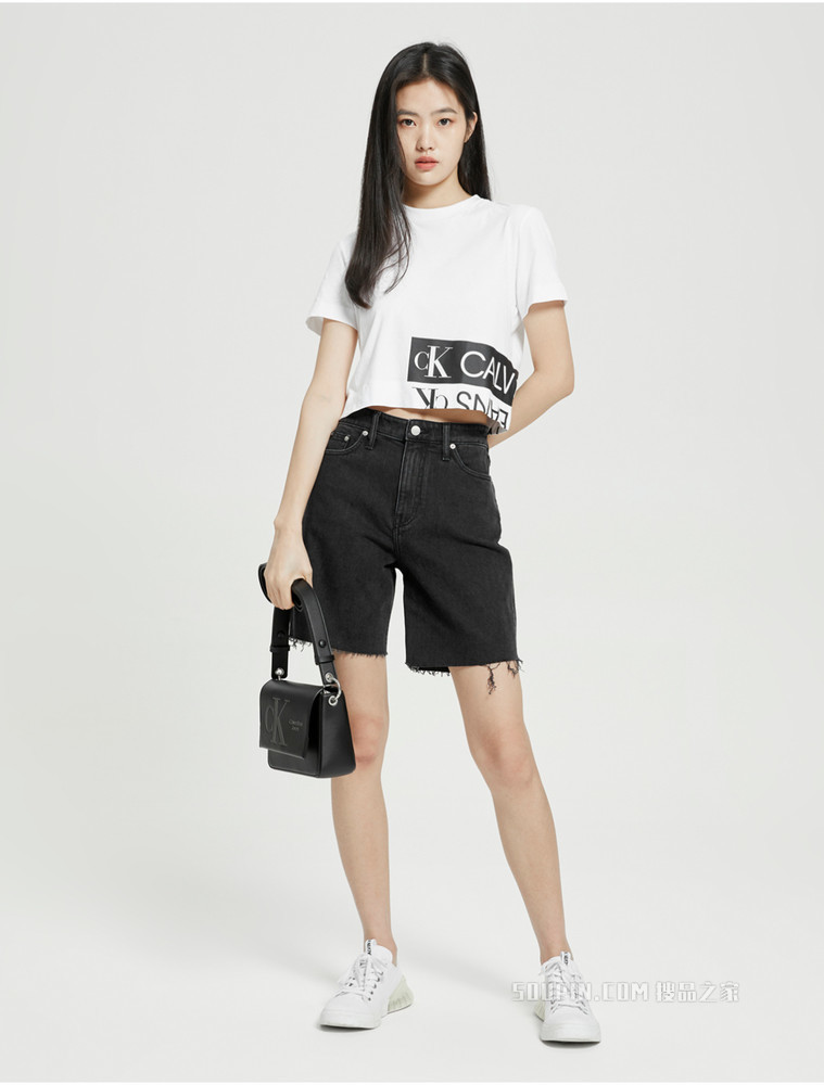Calvin Klein 女士圆领短款纯棉箱型印花LOGO短袖T恤ZW01699