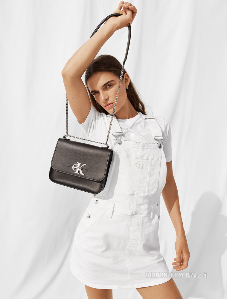 Calvin Klein 女包翻盖链条金属LOGO通勤斜挎单肩包DH2308Q4100