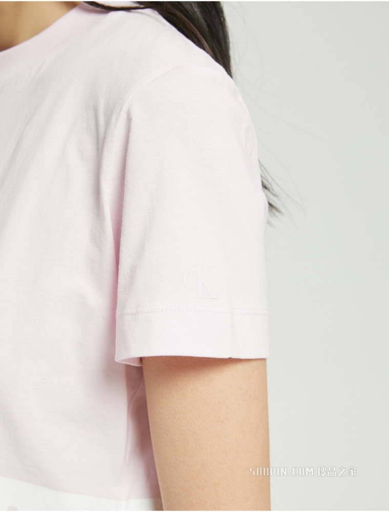 Calvin Klein 女士圆领短款纯棉箱型印花LOGO短袖T恤ZW01699