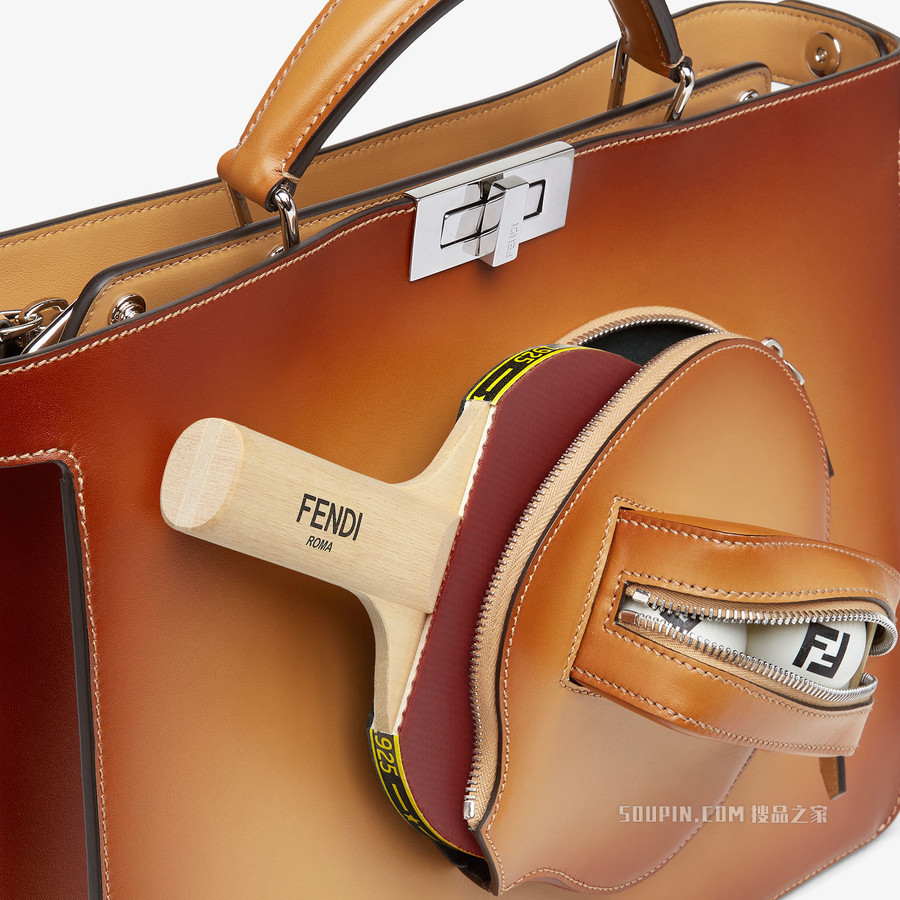 Peekaboo Iseeu中号手袋 米色皮革手袋