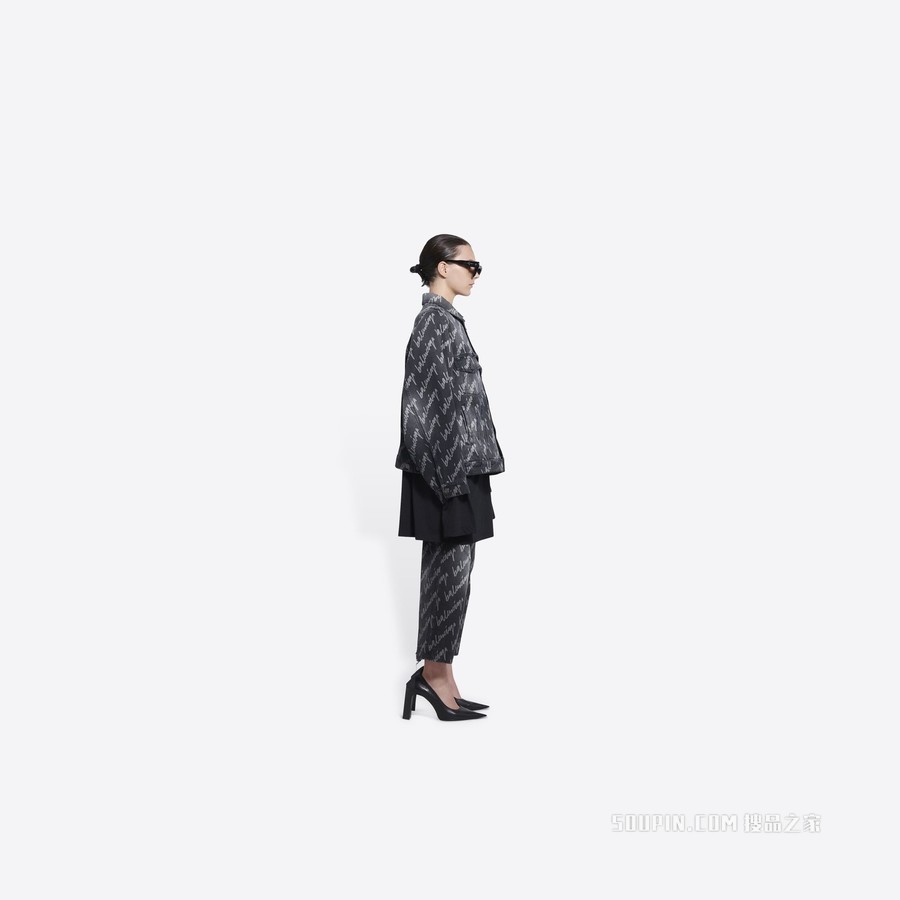 满印标识BELL长袖夹克
