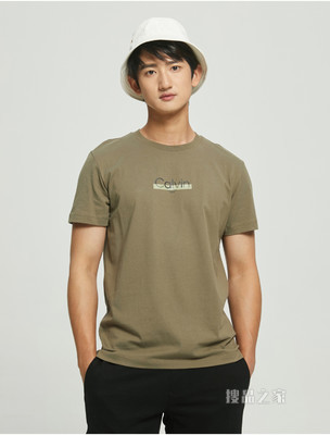 Calvin Klein 男士休闲圆领纯棉简约印花LOGO短袖T恤J320570