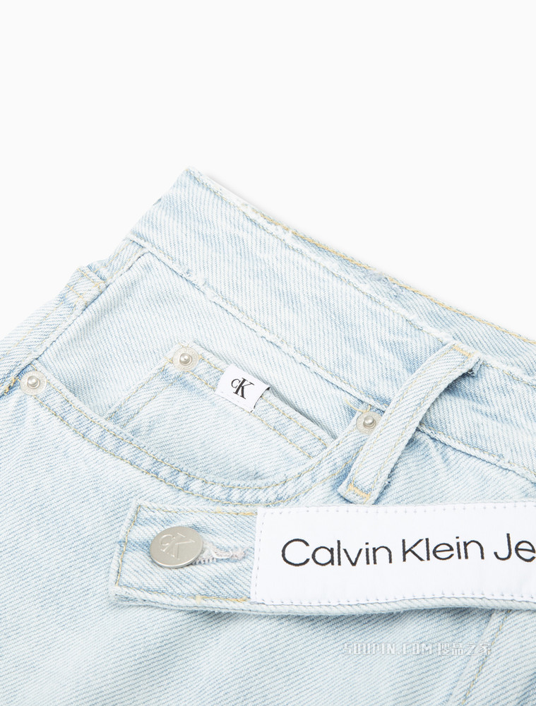 Calvin Klein 女士潮流纯棉开叉斜角LOGO腰带牛仔半身裙J219912