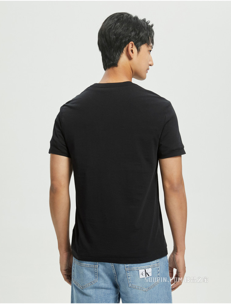 Calvin Klein 男士时尚圆领纯棉醒目LOGO短袖T恤40IC806
