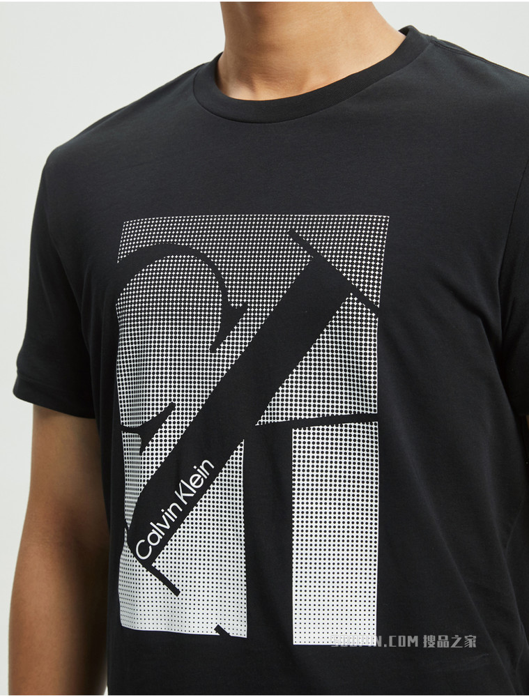Calvin Klein 男士时尚圆领纯棉醒目LOGO短袖T恤40IC806