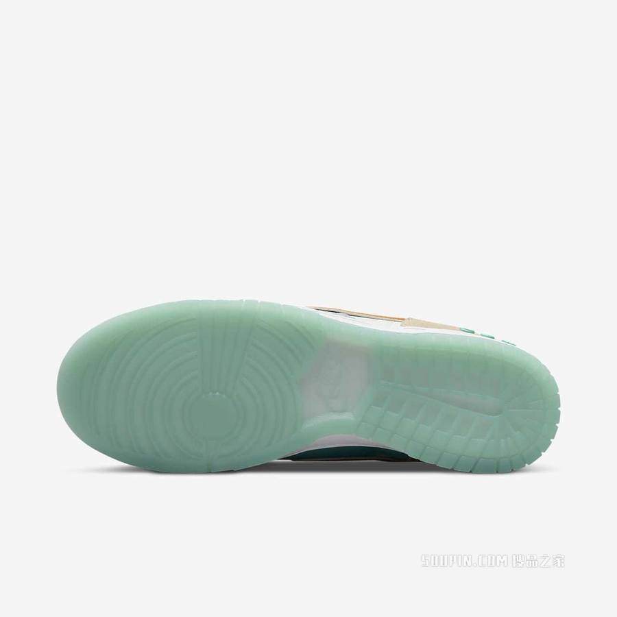 Nike Dunk Scrap 男子运动鞋