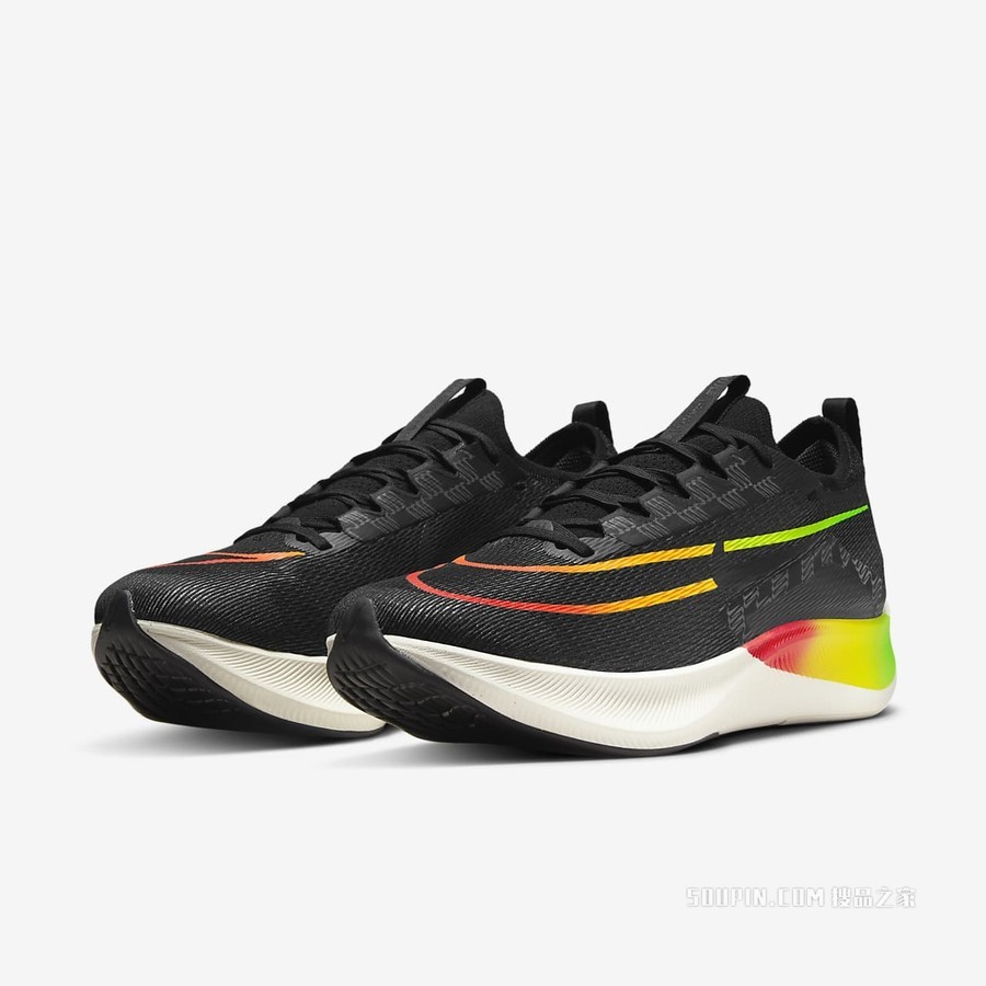 Nike Zoom Fly 4 男子跑步鞋