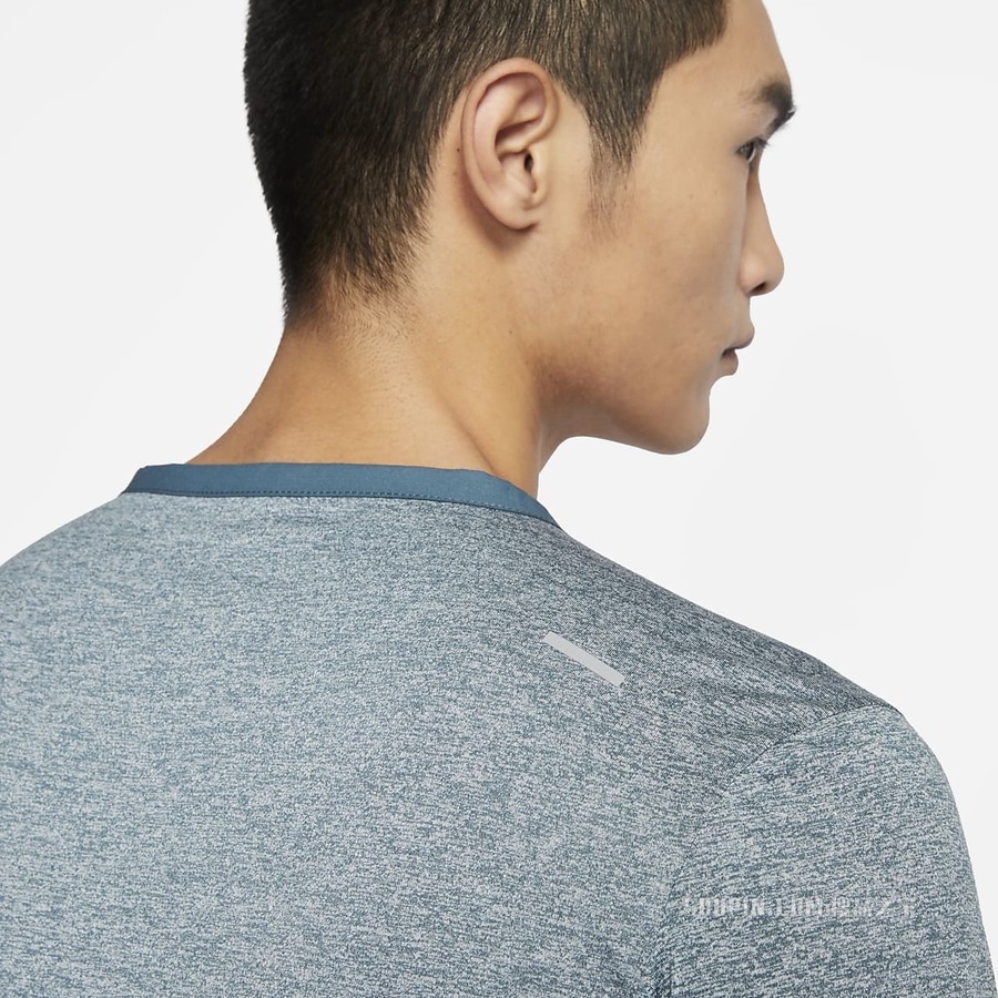 Nike Dri-FIT Rise 365 男子短袖跑步上衣