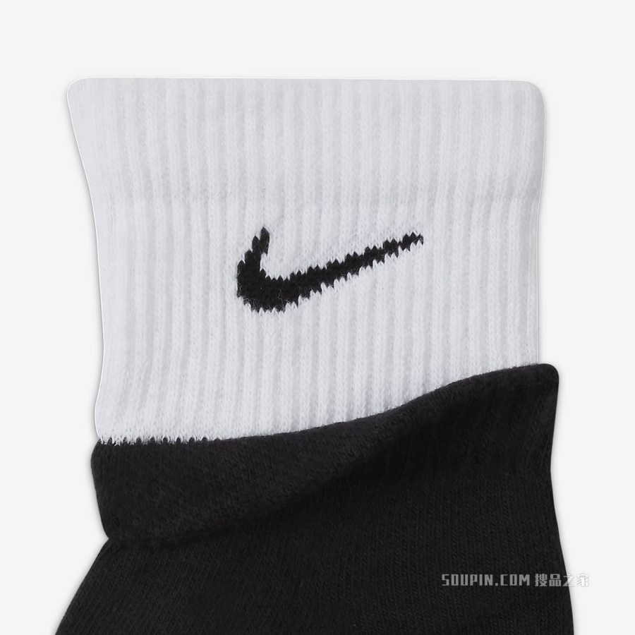 Nike Everyday Plus Cushioned Ankle 训练袜（1 双）