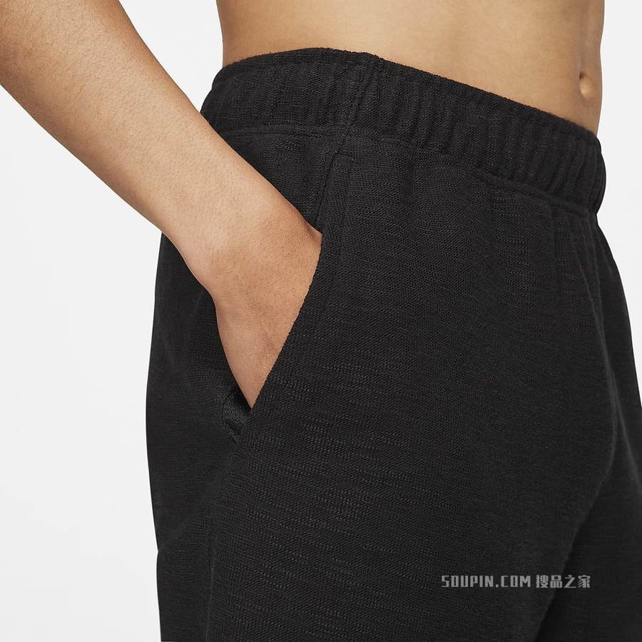 Nike Yoga 男子短裤