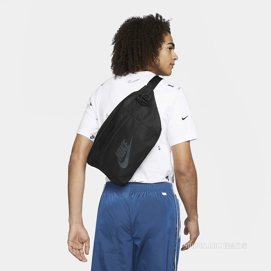 Nike Tech 腰包