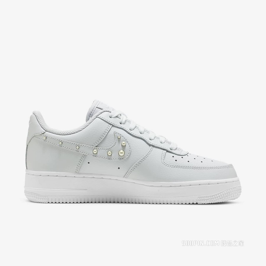Nike Air Force 1 '07 SE TRND 女子运动鞋