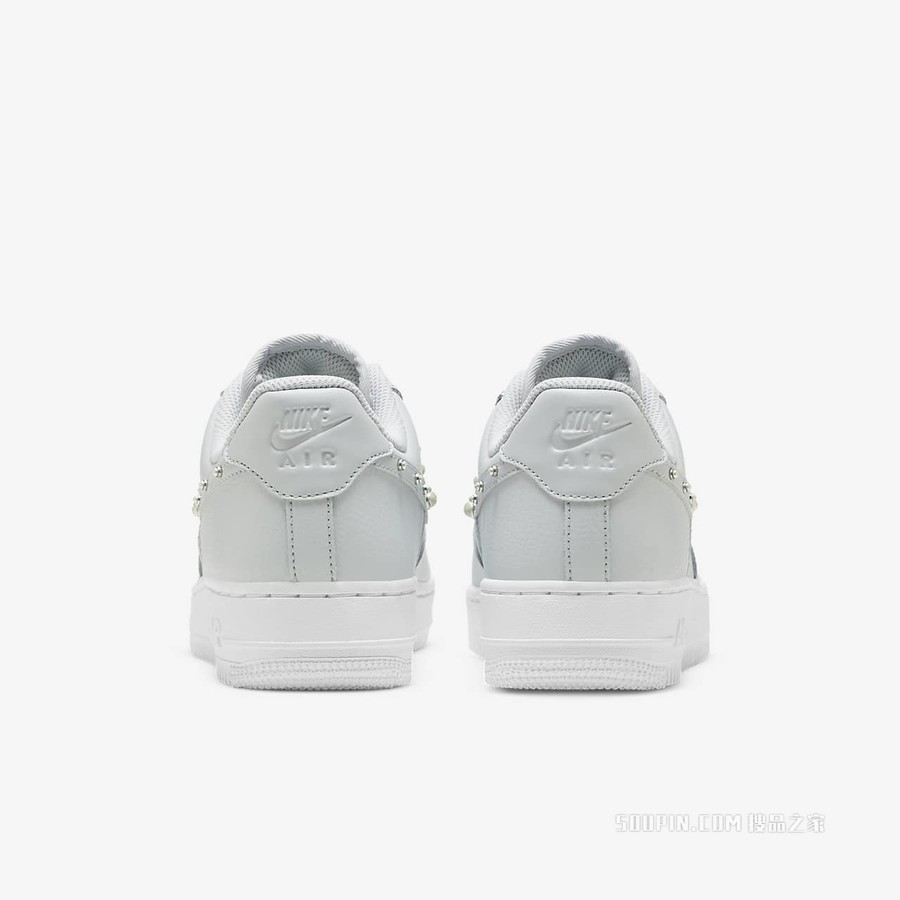 Nike Air Force 1 '07 SE TRND 女子运动鞋