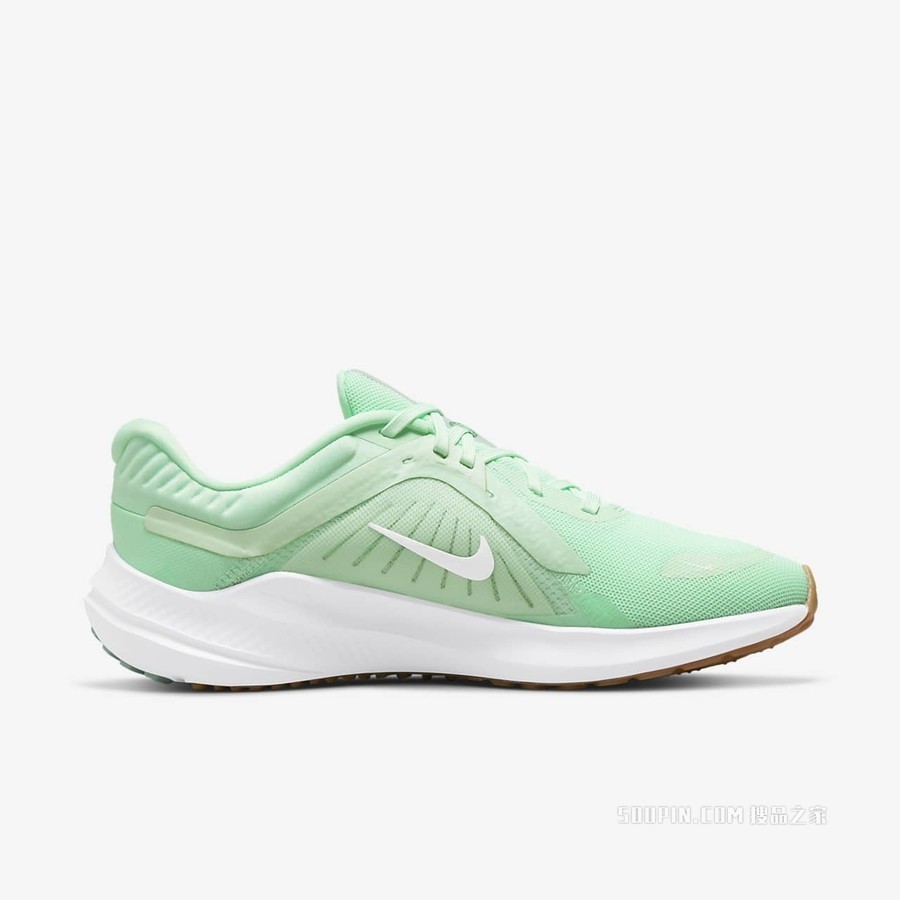 Nike Quest 5 女子跑步鞋