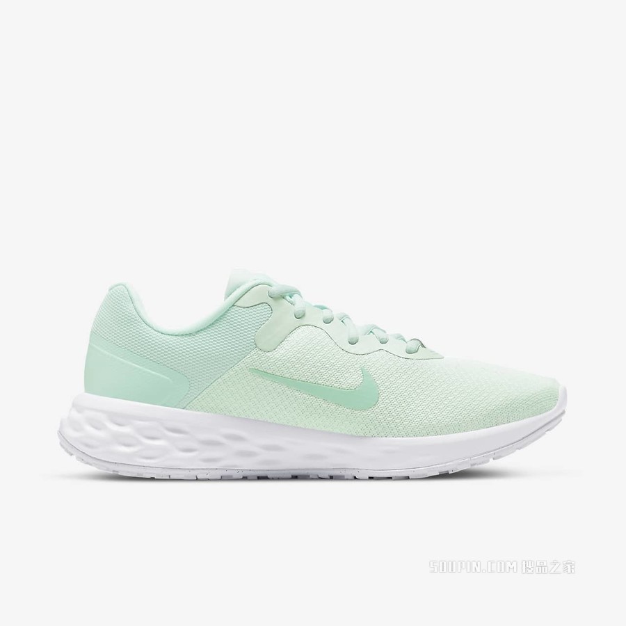 Nike Revolution 6 NN 女子跑步鞋