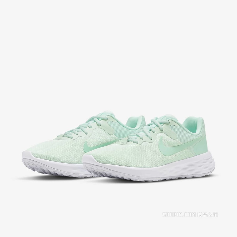 Nike Revolution 6 NN 女子跑步鞋