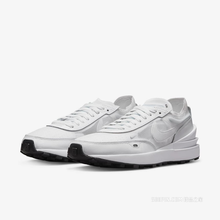 Nike Waffle One 女子运动鞋