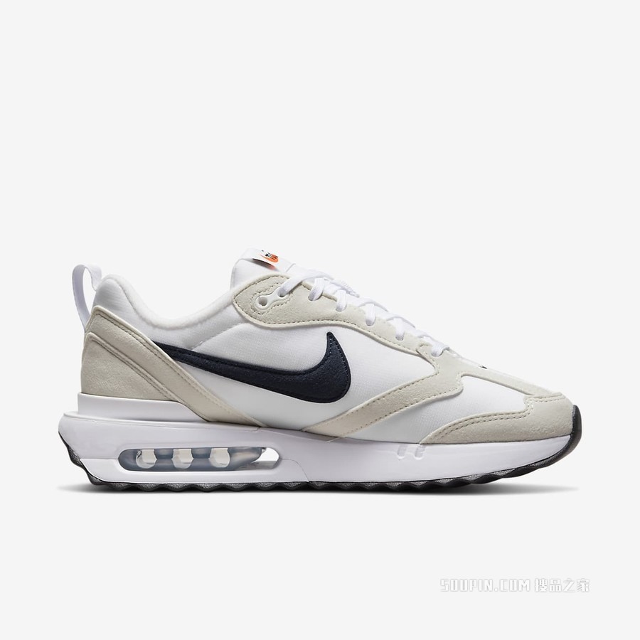 Nike Air Max Dawn 女子运动鞋