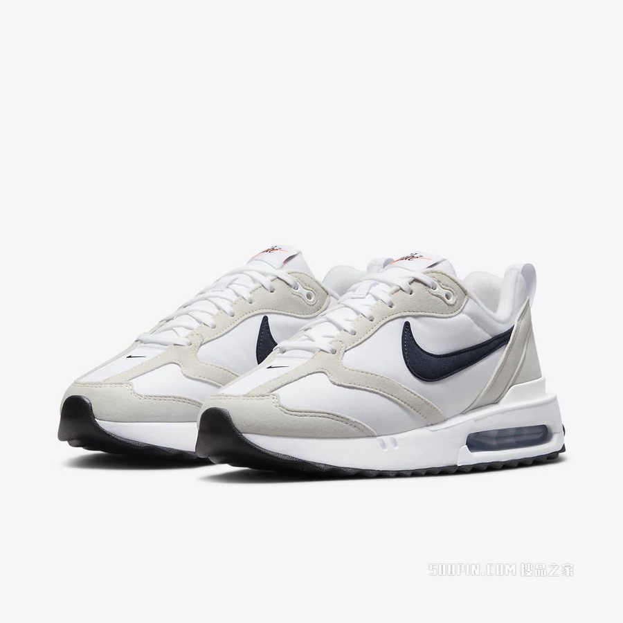 Nike Air Max Dawn 女子运动鞋