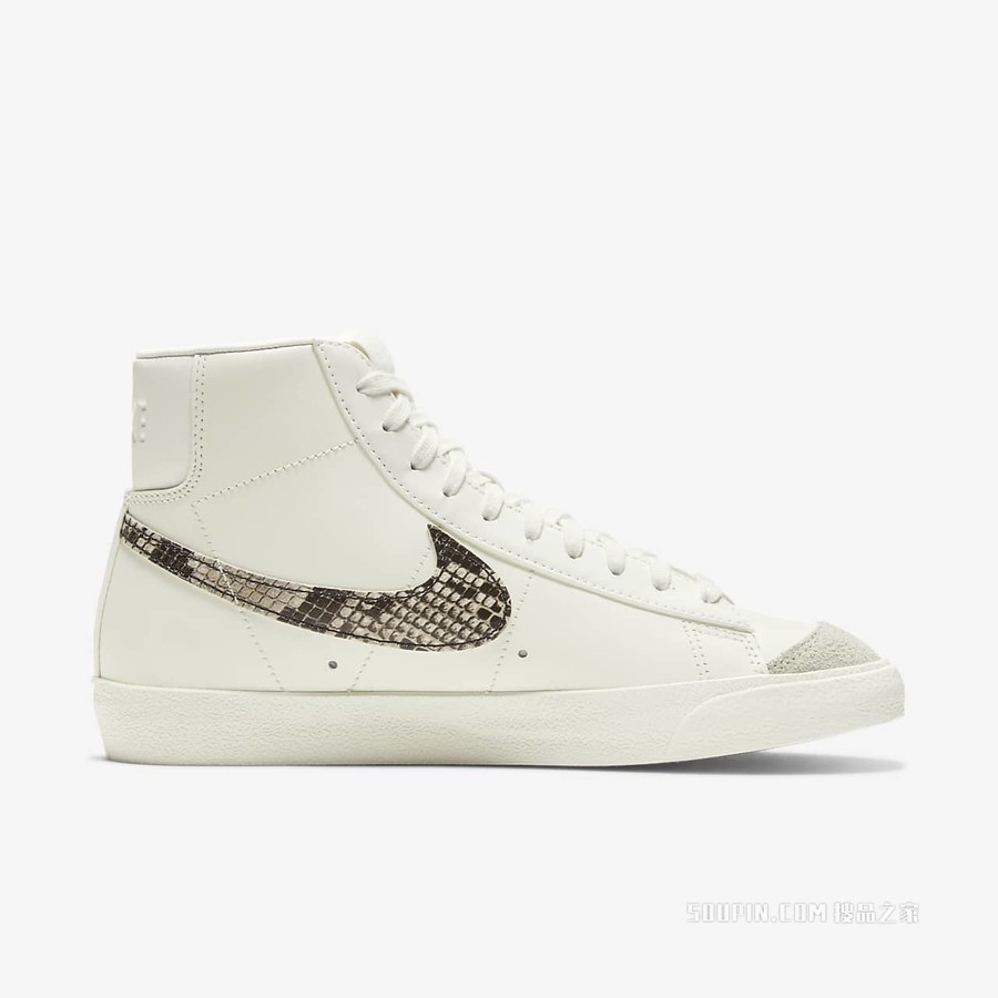 Nike Blazer Mid '77 SE 女子运动鞋
