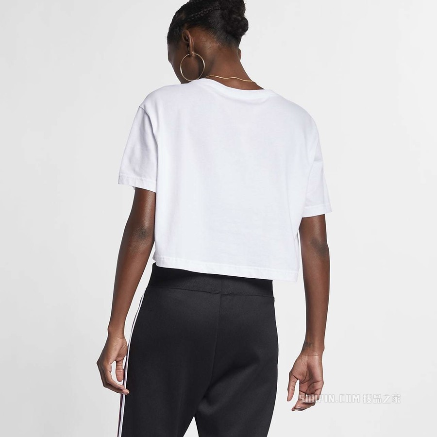 Nike Sportswear Essential 女子短款T恤