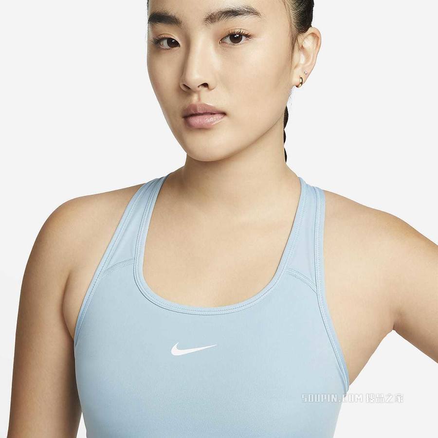 Nike Swoosh 女子中强度支撑一片式衬垫运动内衣