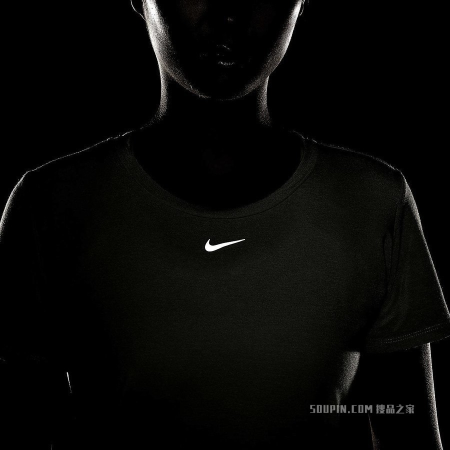 Nike Dri-FIT One Luxe 女子短袖上衣