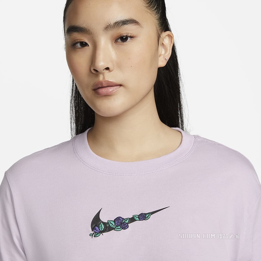 Nike Sportswear 女子T恤